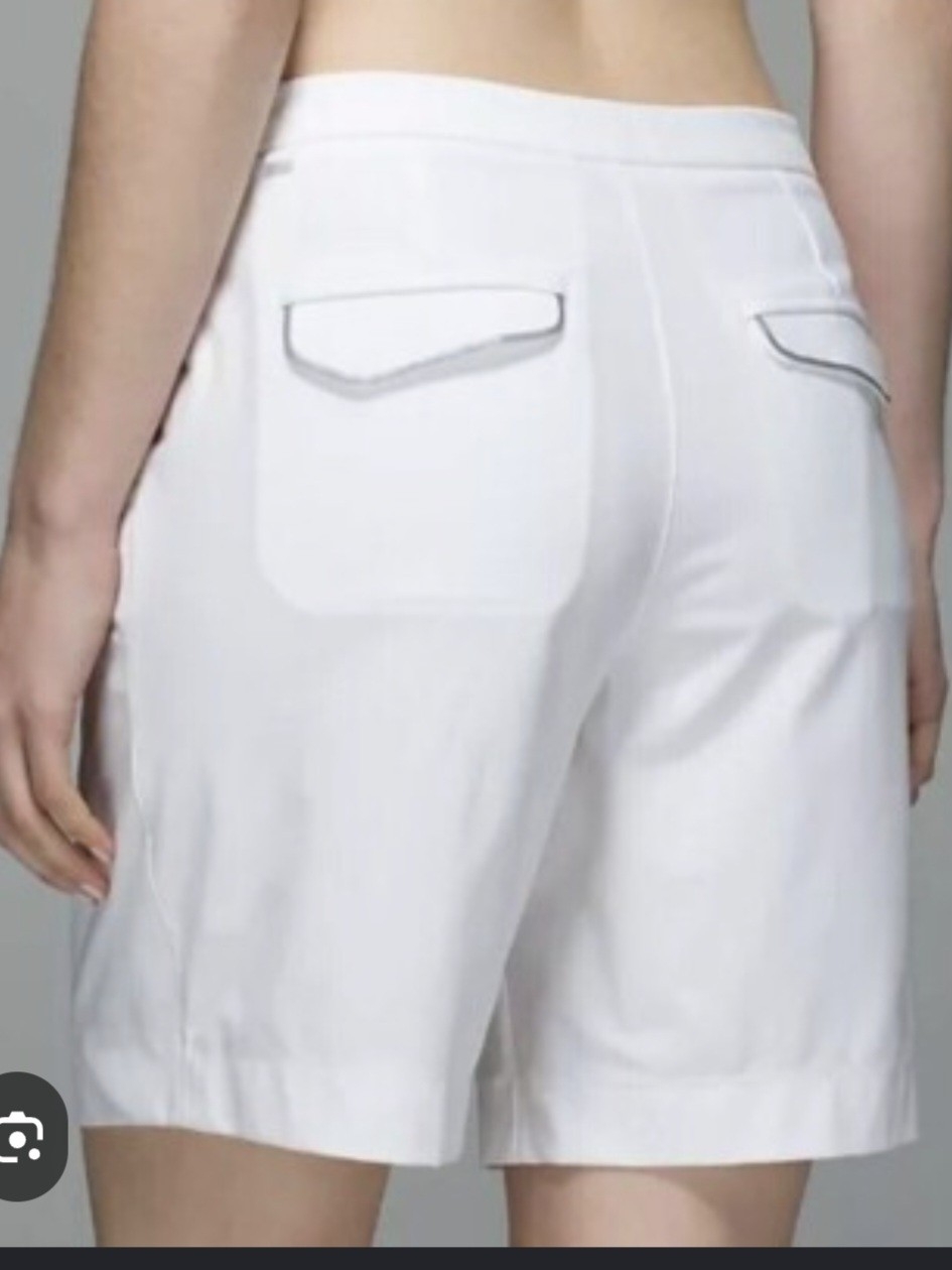 Lululemon Athletica Long Story Short White/Gray Back-Flap Athletic Golf Shorts 4